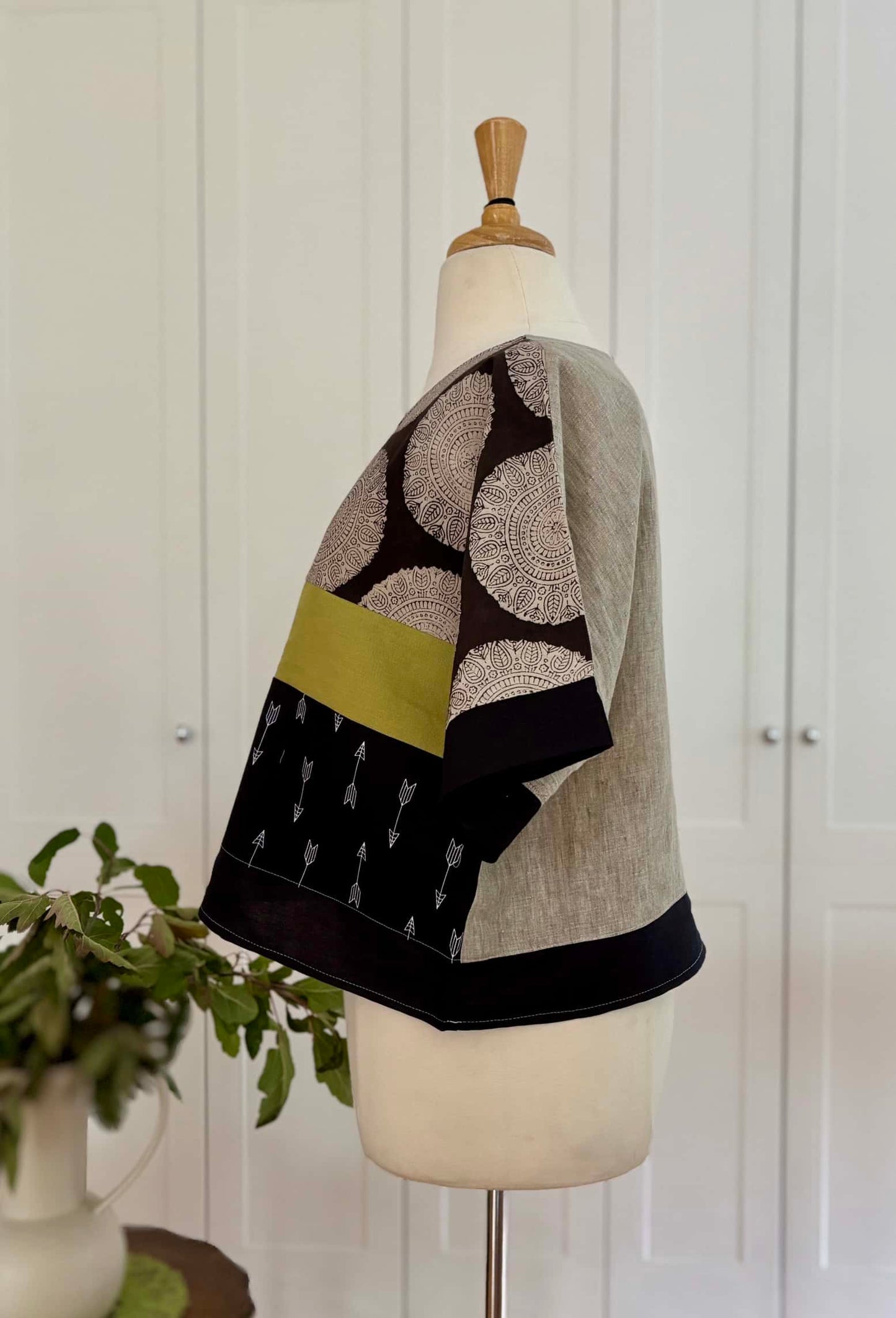 Zero Waste Crop Top : Black, Beige & Green