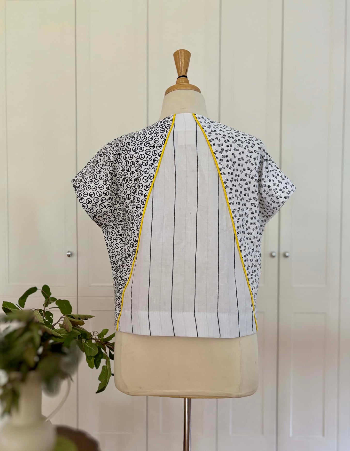 Bunny Zero Waste : Black, White & Yellow