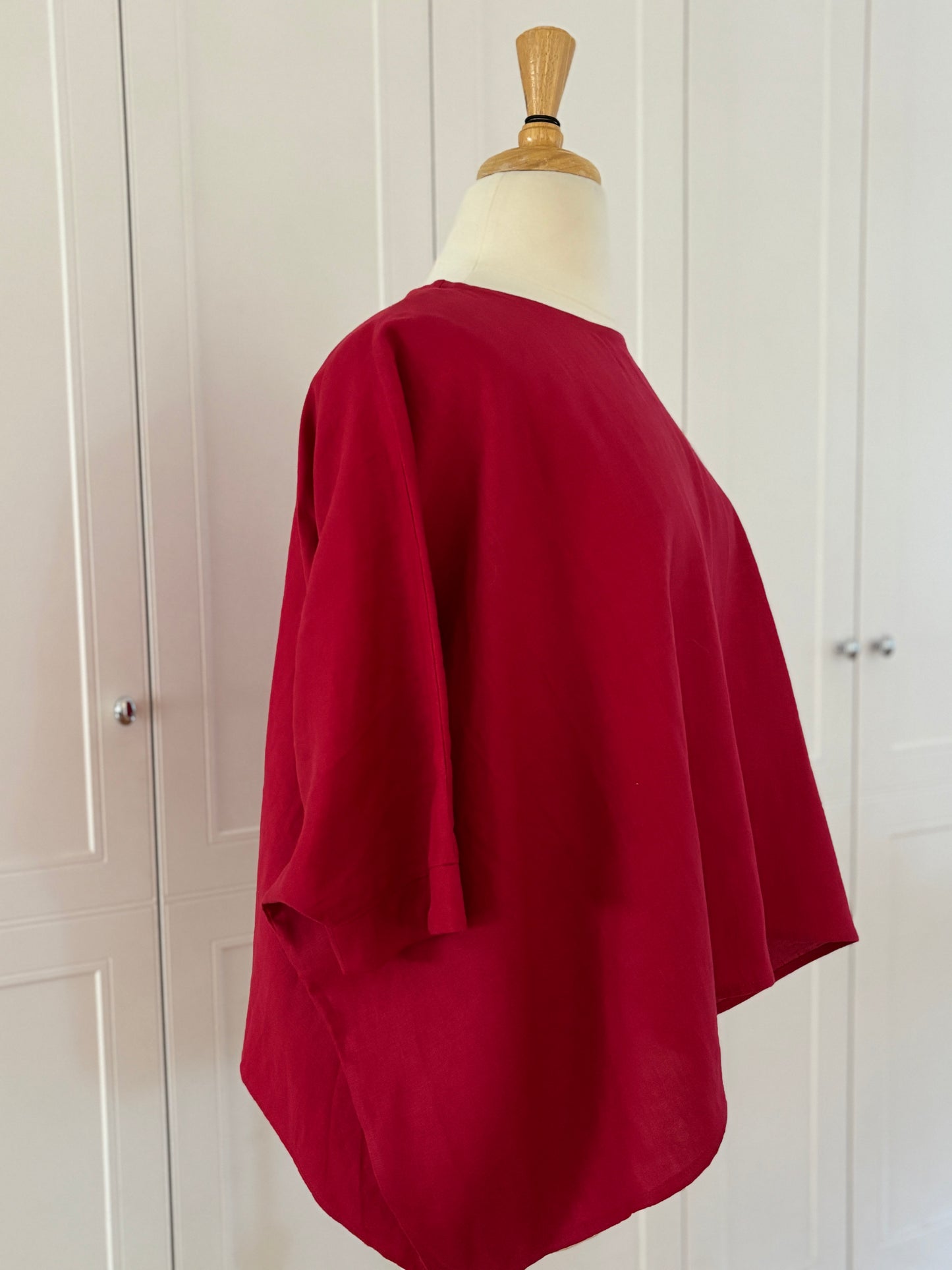 Alexa | Cherry Red Linen