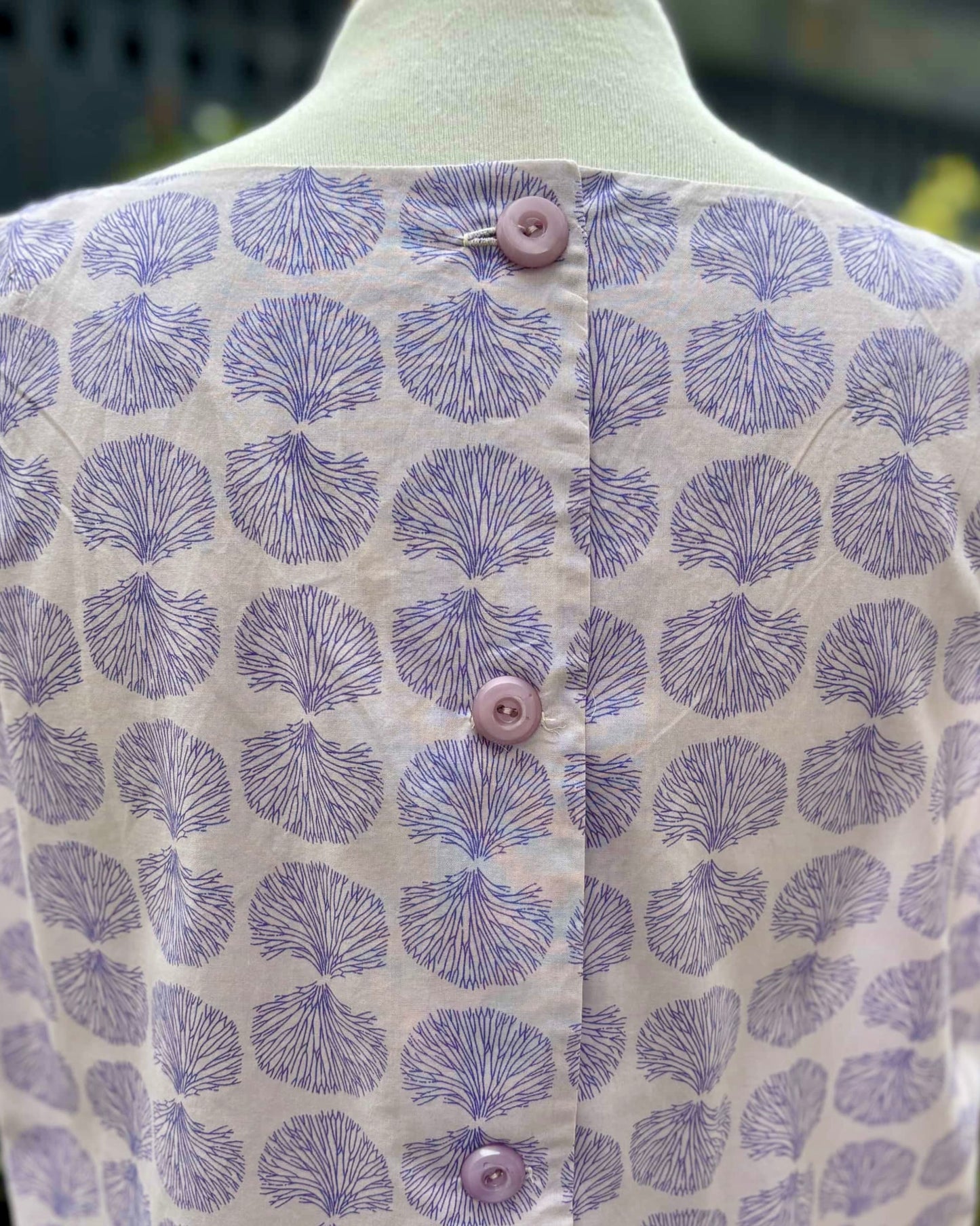 Elliott Top : Mauve Graphics