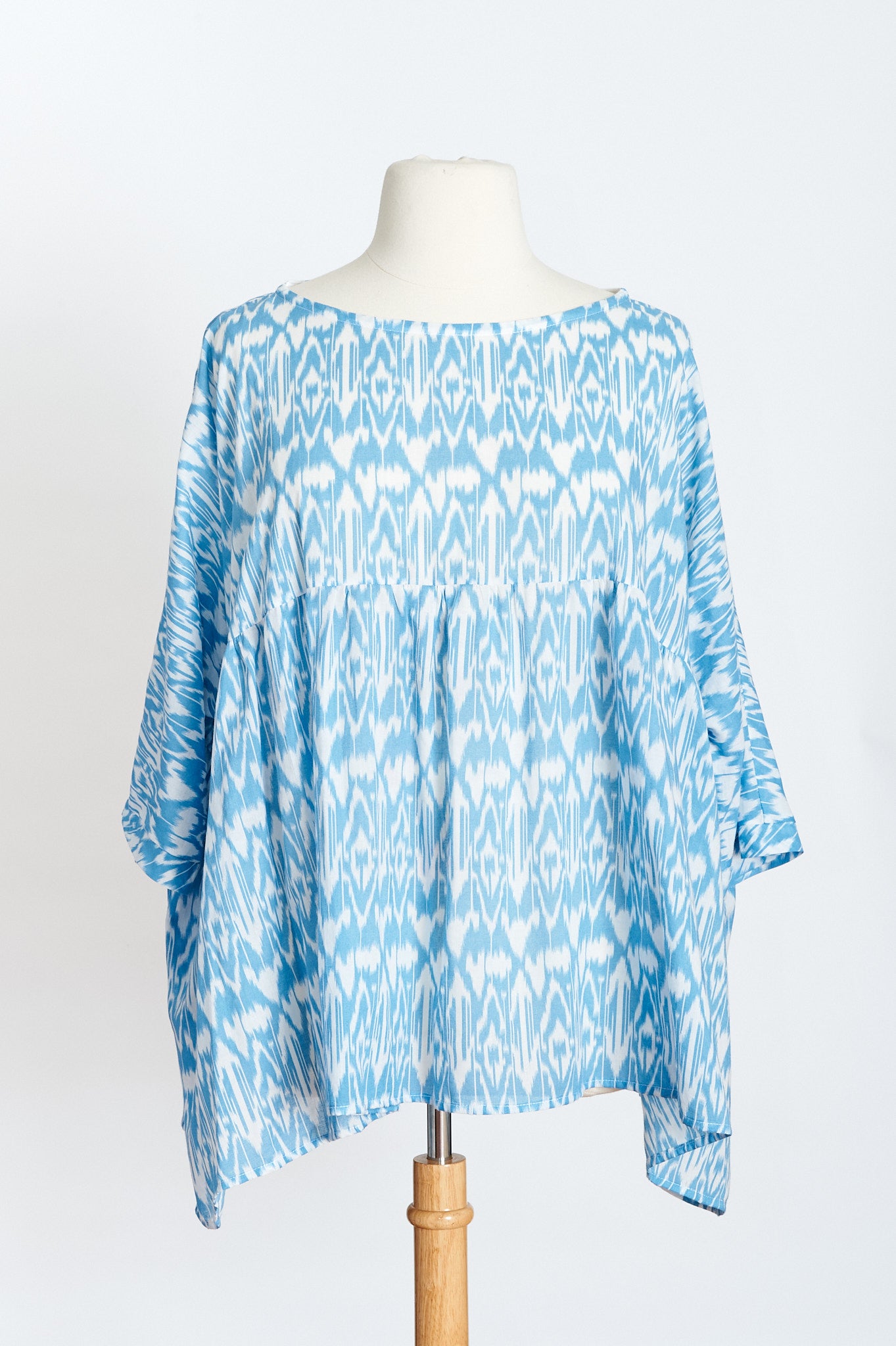 Nicola Short : Blue & White Indian Cotton