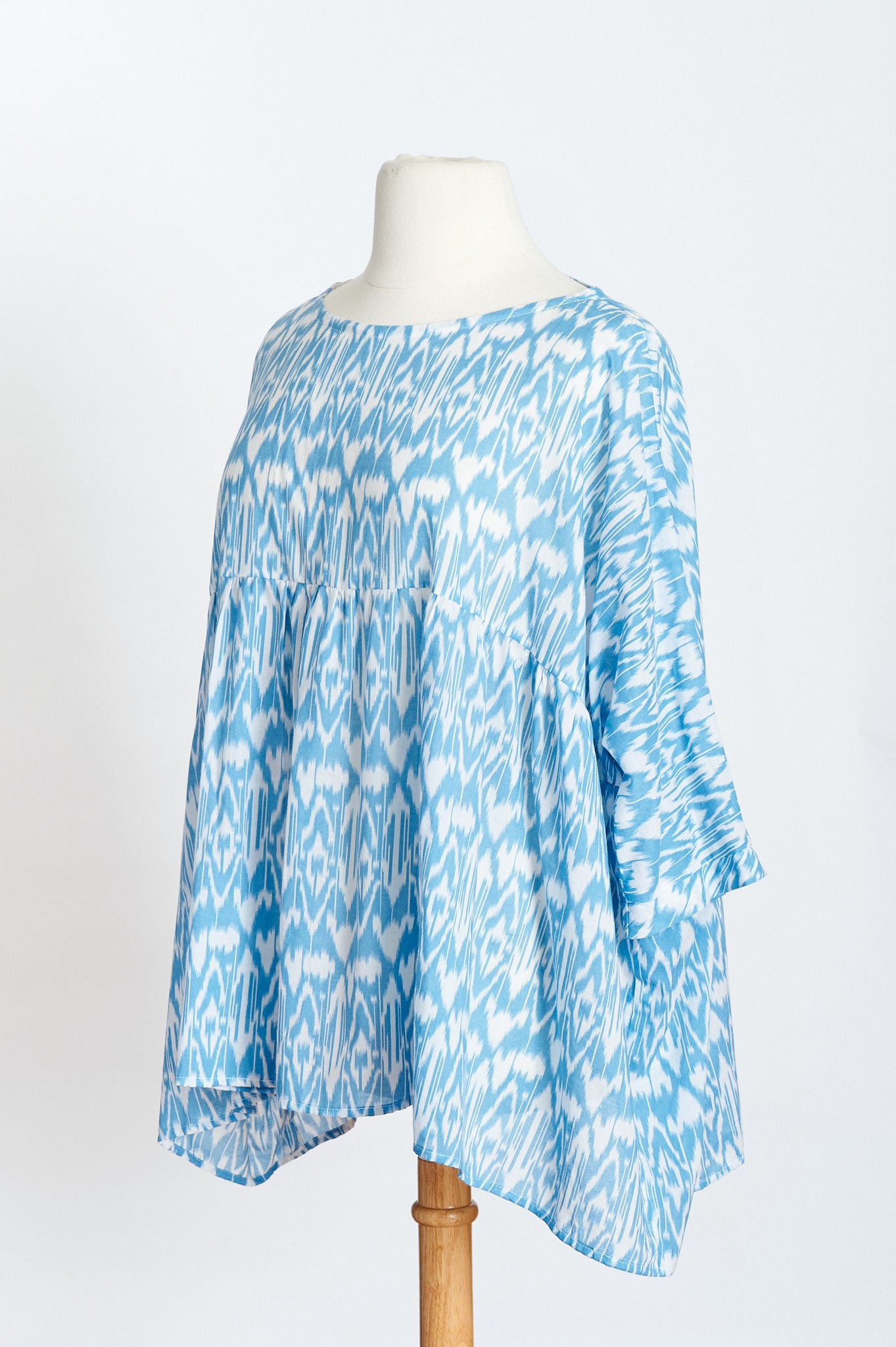 Nicola Short : Blue & White Indian Cotton