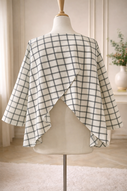 Grace Top : Winter White & Black