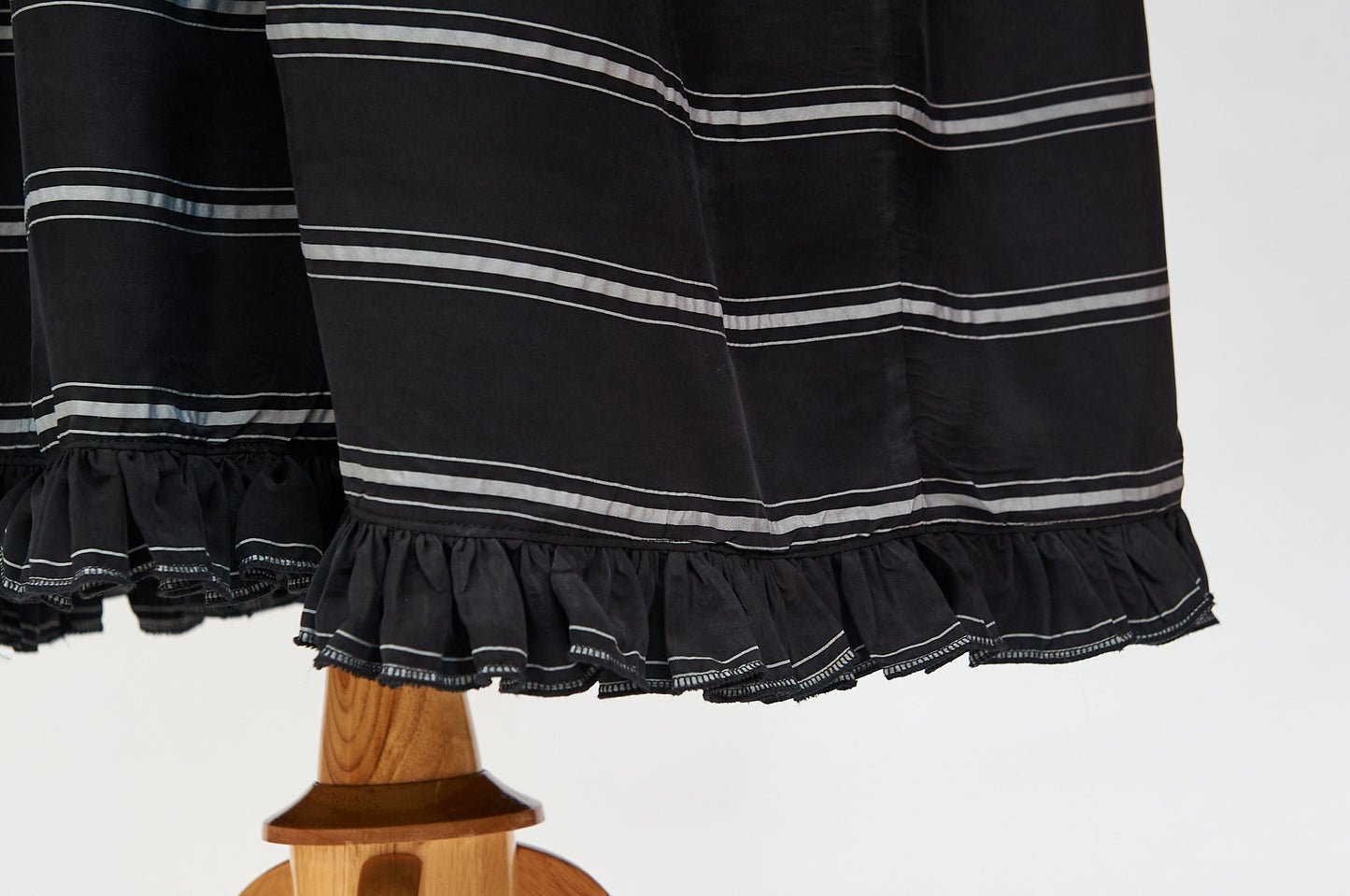 Nicola Dress : Black & white skirt